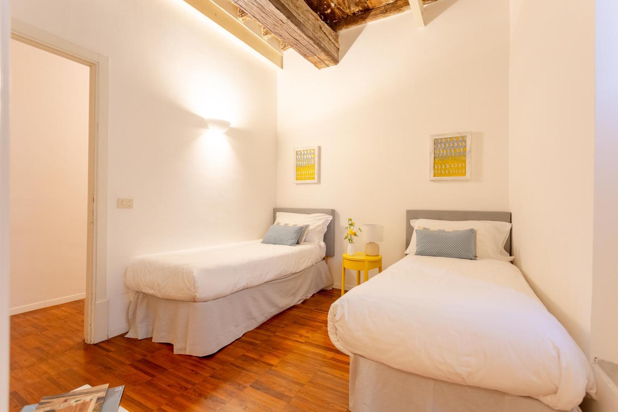Casa Cristina In Piazza Farnese Apartment Rome Luaran gambar